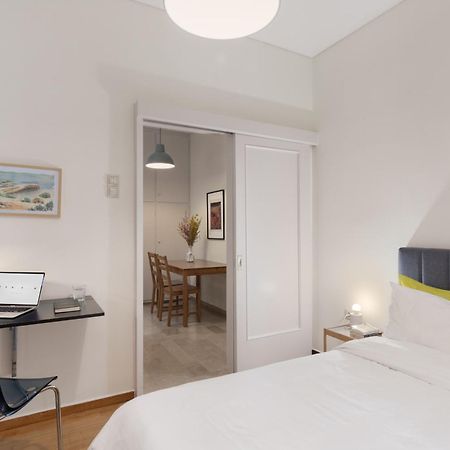 Homely Apt In Neapoli, Exarcheia Atenas Exterior foto