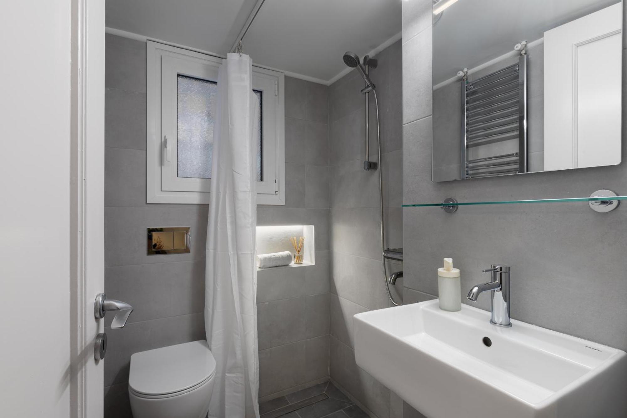 Homely Apt In Neapoli, Exarcheia Atenas Exterior foto