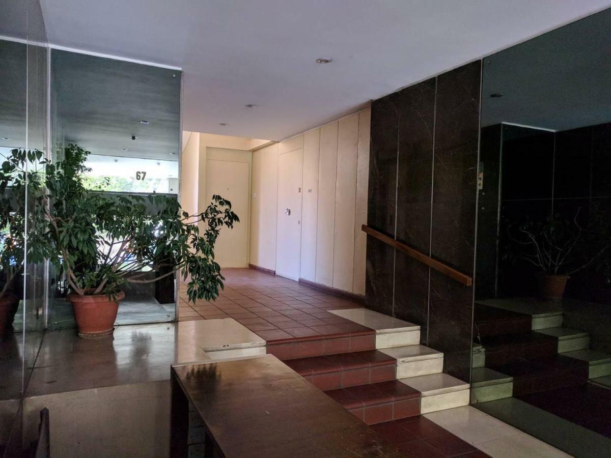 Homely Apt In Neapoli, Exarcheia Atenas Exterior foto
